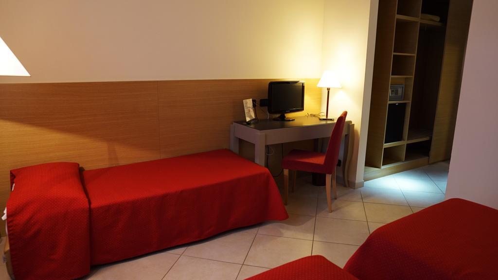 Garden Hotel Αρέτσο Δωμάτιο φωτογραφία